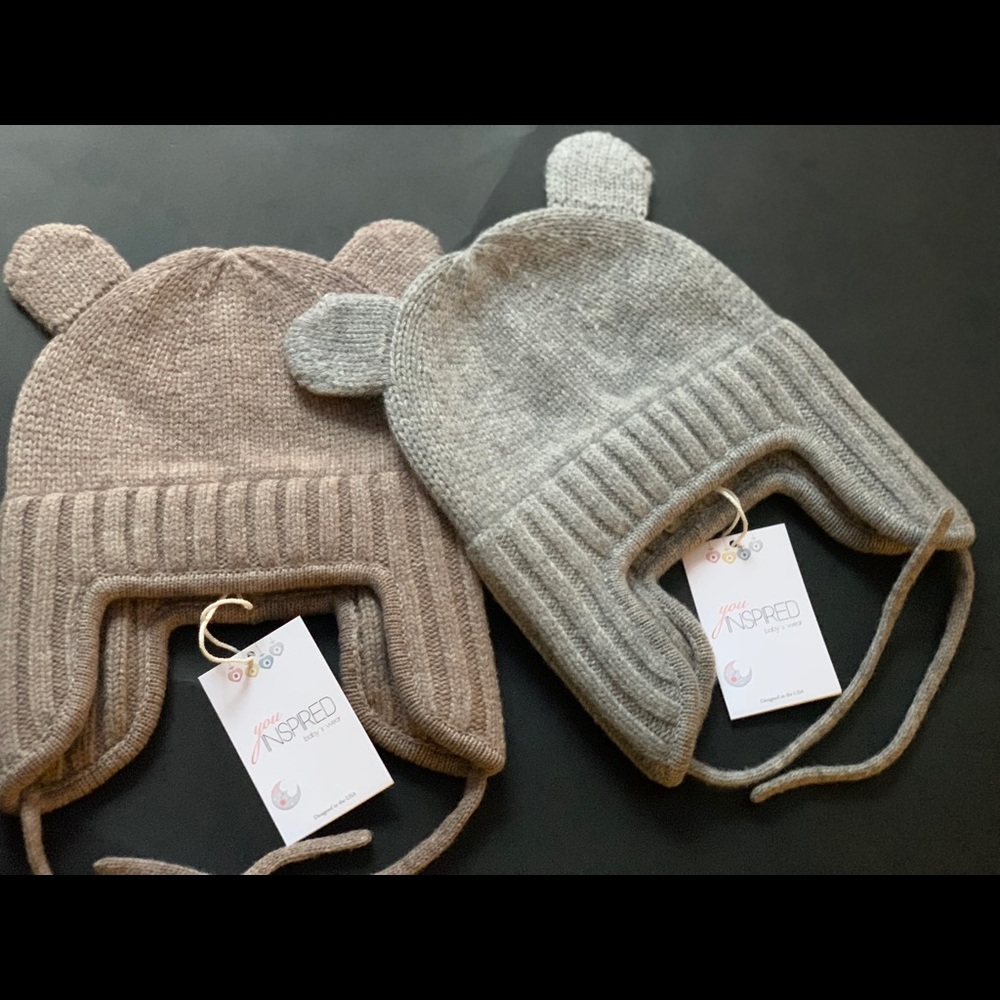 Warm knit hat for baby boys. 100% merino wool superfine. Ear flips kids knit hat